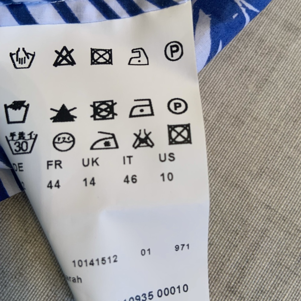Hugo Boss Cotton Top - Picture 3 of 5